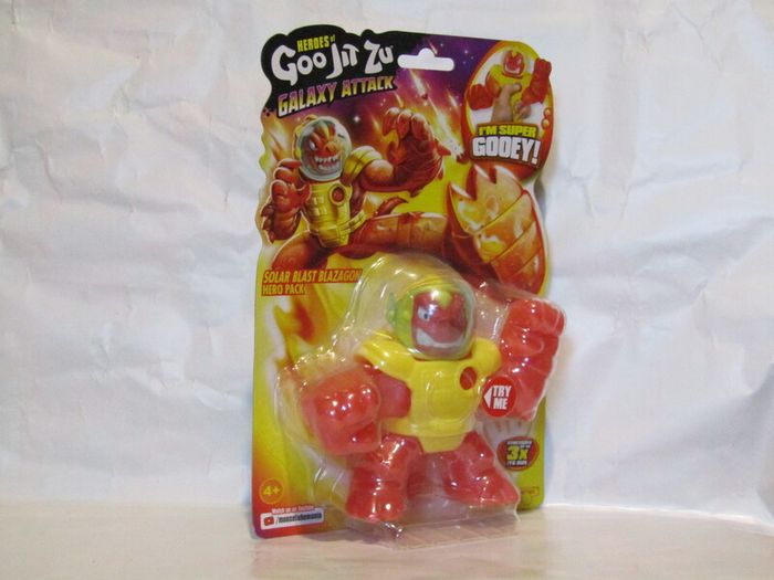 Heroes of Goo Jit Zu Galaxy Attack Solar Blast Blazagon Figure Brand New Sealed Rare Hard To Find