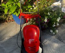 Flymo 250 Electric Lawnmower