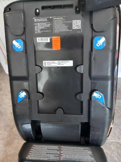 Joie kids car seat. Not isofix.