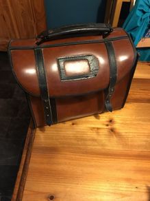 Vintage leather bag
