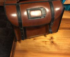 Vintage leather bag