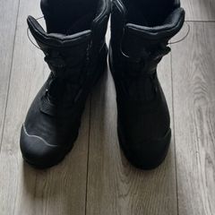 safety shoes