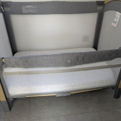 Cot/next to me