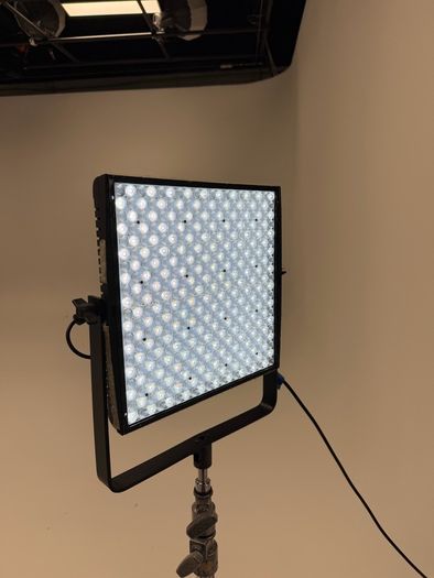 Lupo 1x1 Superpanel LED Kit