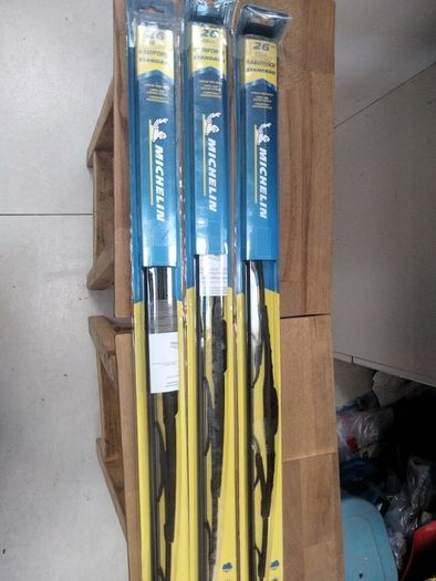 car windscreen wiper blades