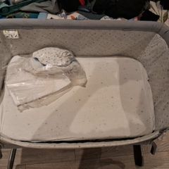 baby crib