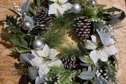 Large wreath like new