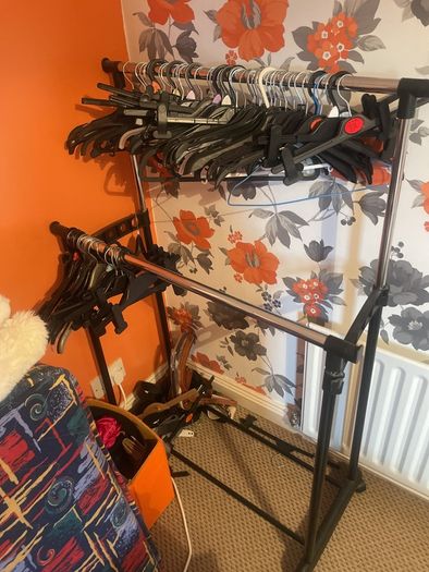 clothes rail