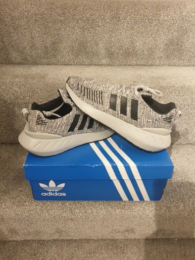 New Adidas Swift run 22 size 5.5uk