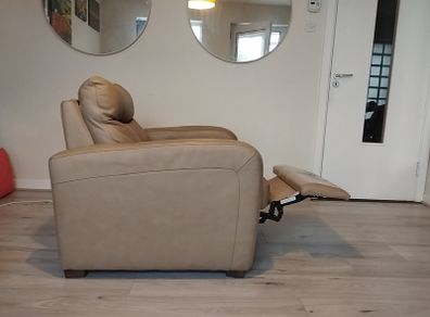 Natuzzi Leather Recliner