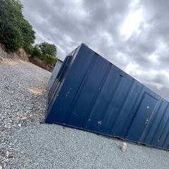 Container