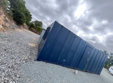 Container