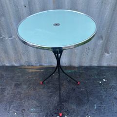 Vintage Petit space-age Atomic sidetable c1960