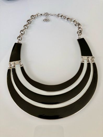 Beautiful Black and Silver neck piece