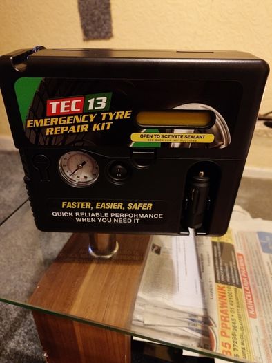 tyre repair kit