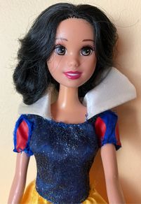 SnowWhite Disney Doll.