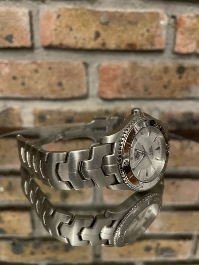TAG Heuer LINK - Mens Wristwatch