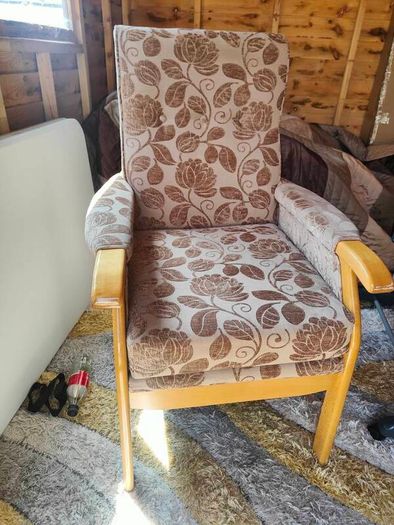 High back chair