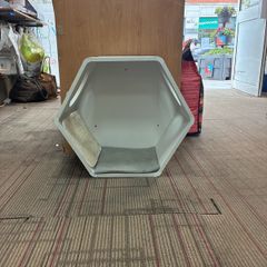 Cat house for wall