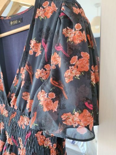 Ladies Rise Dress