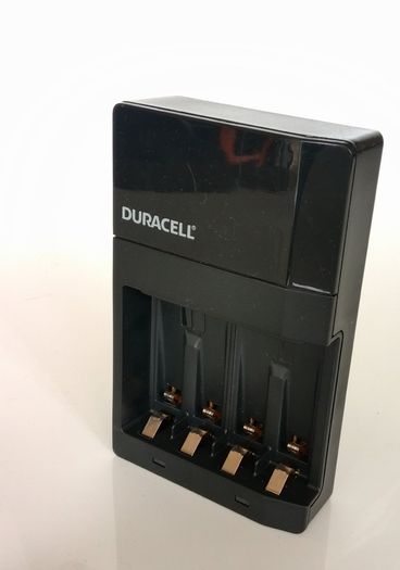 AAA & AA Plug in Duracell Battery Charger