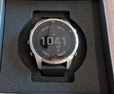 Garmin Fenix 7s 42mm Silver with Graphite Band