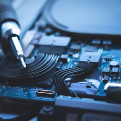 Custom Computer Builds and Repairs / Networking IT services / Laptop repairs