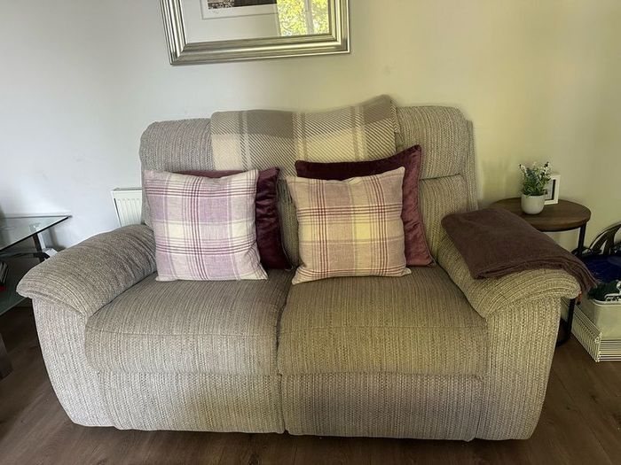 PRICE DROP - 3 Seater Recliner Sofa & Matching 2 Seater Sofa - Excellent Condition
