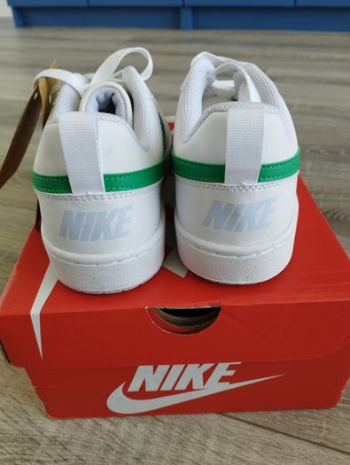 Nike Trainers UK Size 5.5