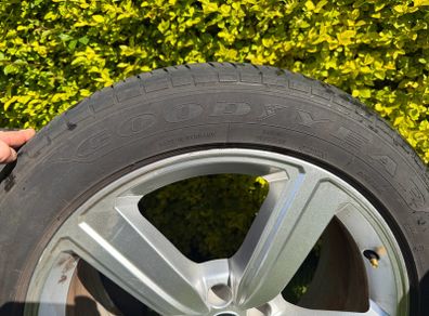 Set Of 4 R20 Audi Alloy Wheels With Tyres  2023  Good Condition