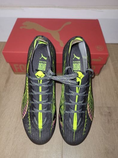 ULTRA 5 PRO FG/AG Football Boots - size 5