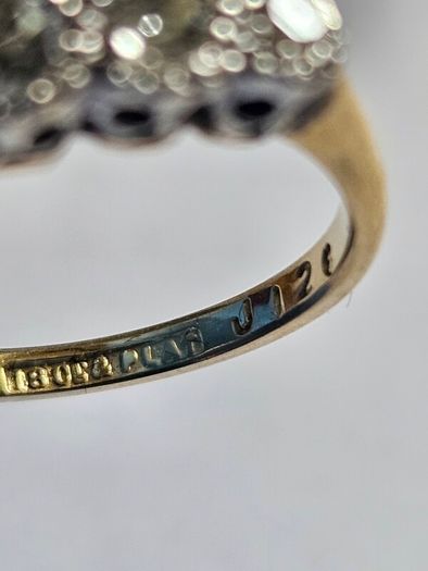 18ct Gold Diamond Ring