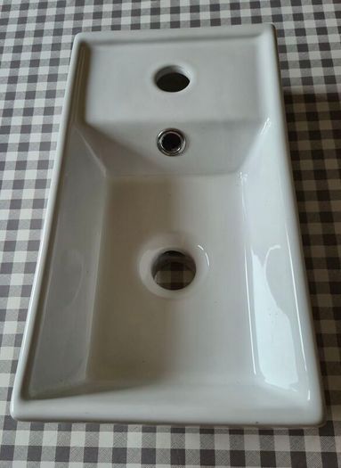 Compact Small Bathroom Basin / Cloakroom Sink