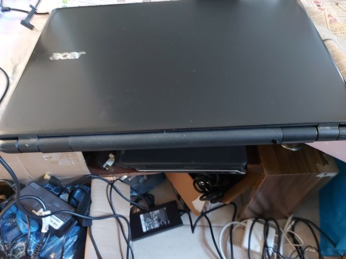 ACER Travelmate P256 Series, Model No. Z5WBH, Intel Core i3-4005U CPU, 1.7GHz, 4GB Ram, 500GB HDD, Windows 10, Microsoft Edge, Chrome and VLC