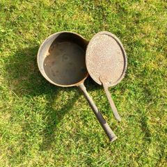 Cast Iron Pot with Lid