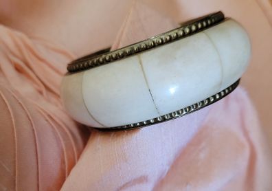 Vintage brass & horn braclet
