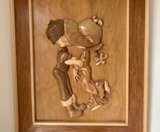 Wooden friends kiss frame wall decor carving