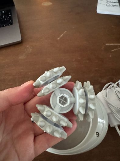 Anti-cellulite massager