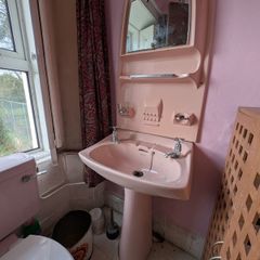 vintage pink  sink and toilet
