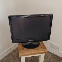 Samsung Tv and/or stand