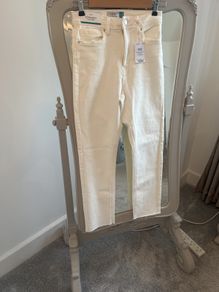 BNWT Next Cream Straight Leg Jeans Size 8R