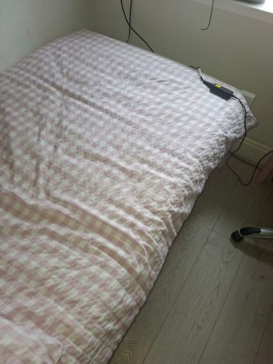 White Wooden Frame 3ft Wide single bed