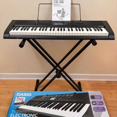 Casio Electronic Keyboard CTK-1200