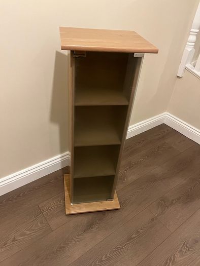 Cabinet slim
