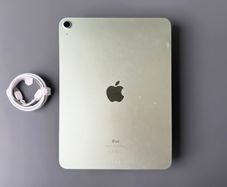 iPad Air 4 Green
