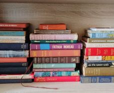 Vintage books lot 34 in total 1940's onwards for collectors or display or for reselling see all photos FREE TRACKED POSTAGE INCLUDED