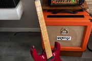 Mensfield  lutiers guitar