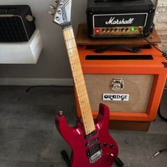 Mensfield  lutiers guitar