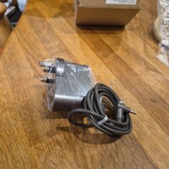 Charger for Dyson Micro 1.5kg (SV21, SV33), Omni-Glide and Omni-Glide + (SV19) Vacuum Cleaners and the Wash G1 Hard floor cleaner (WR01)