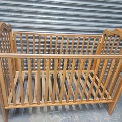 baby cot
